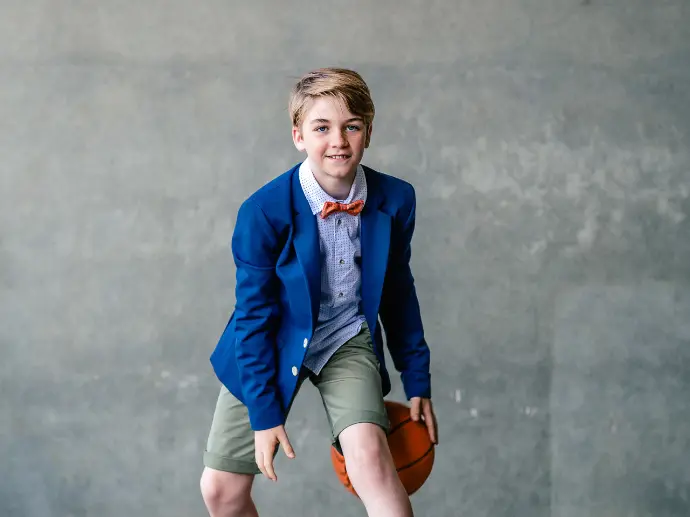 communie foto jongen met basketbal