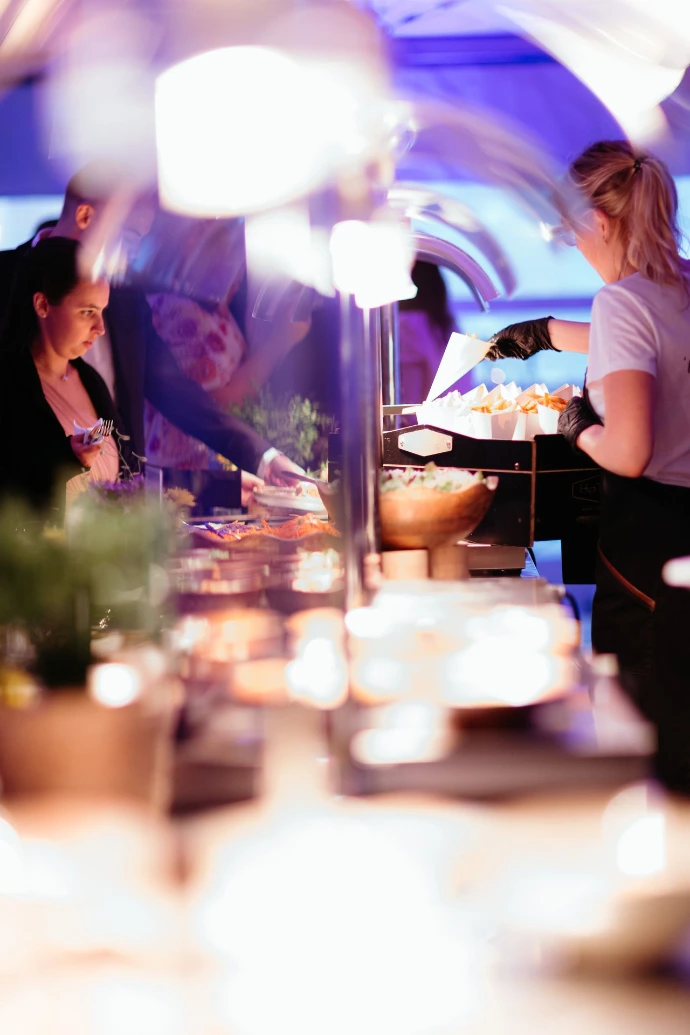 Bruidsgebak en dessertbuffet op trouwdag
