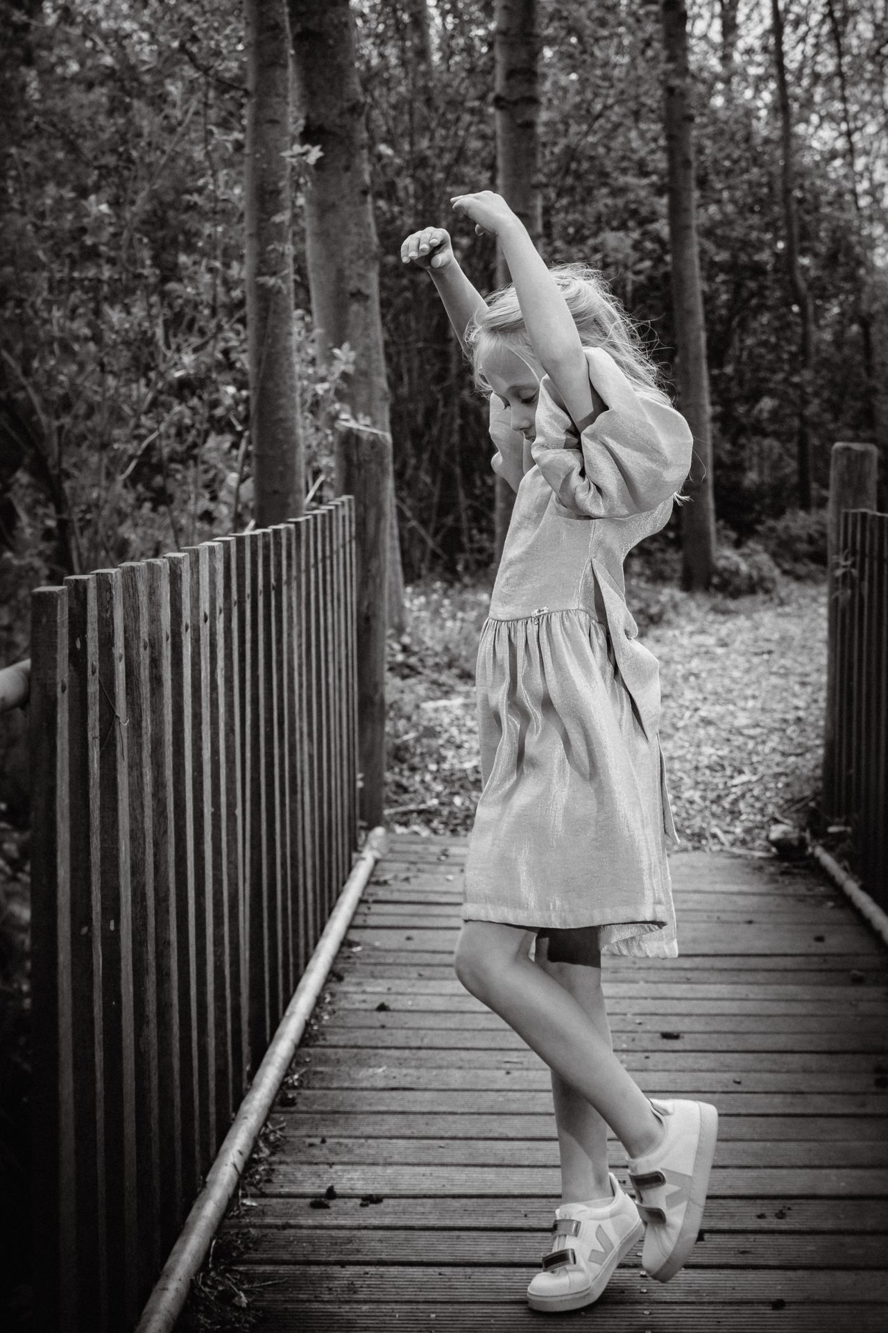 Communie fotosessie in Deinze met charmante natuurdetails