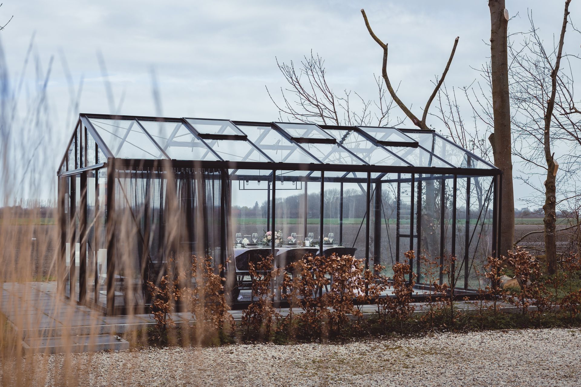 Prachtige bruidsbloemen in romantische styling