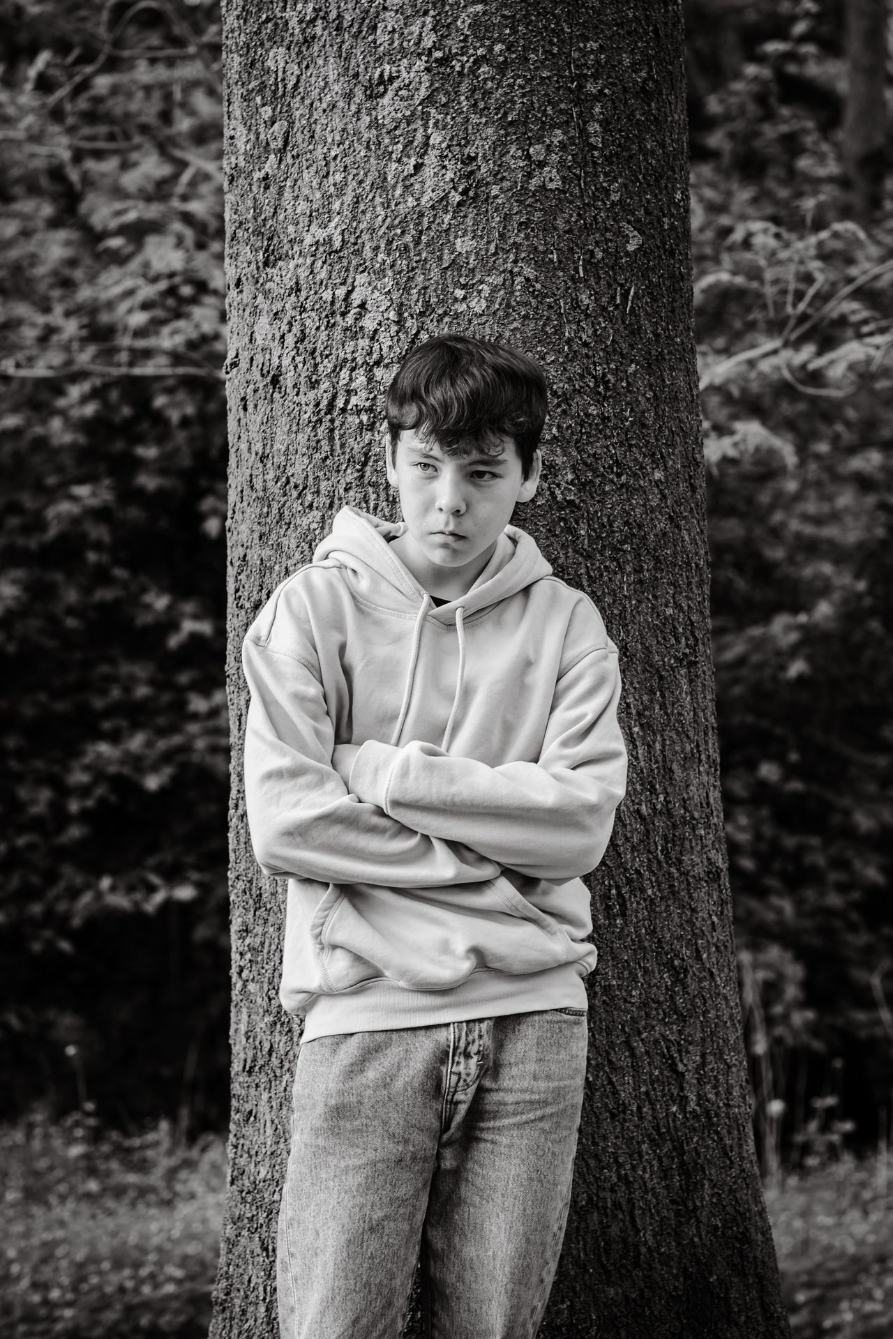 Familiefotoshoot in de Brielmeersen Deinze, natuurlijke setting met groen en water.