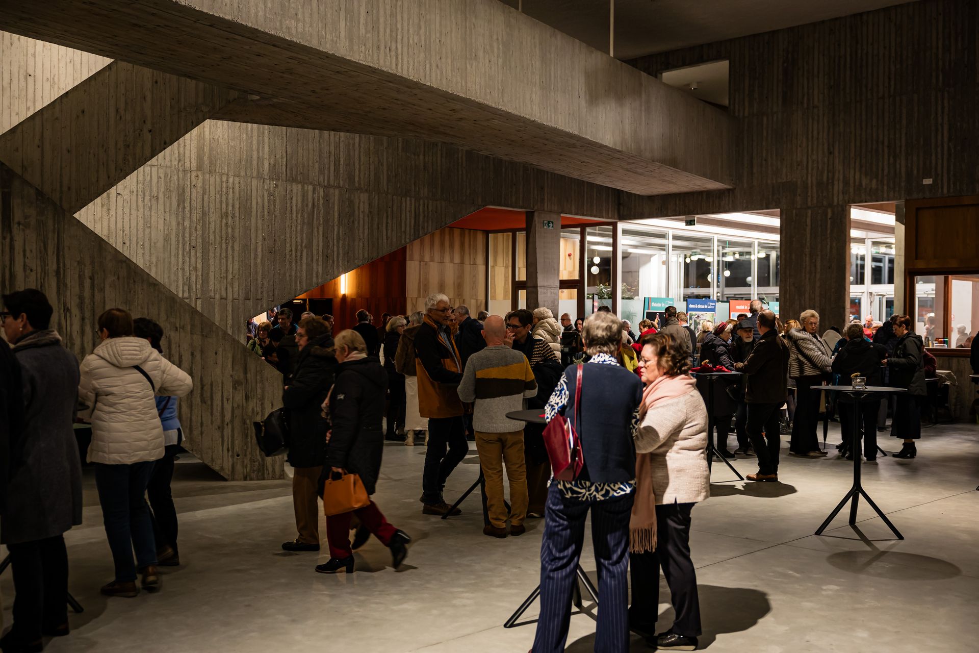 Samenspel van harmonieorkest tijdens live optreden