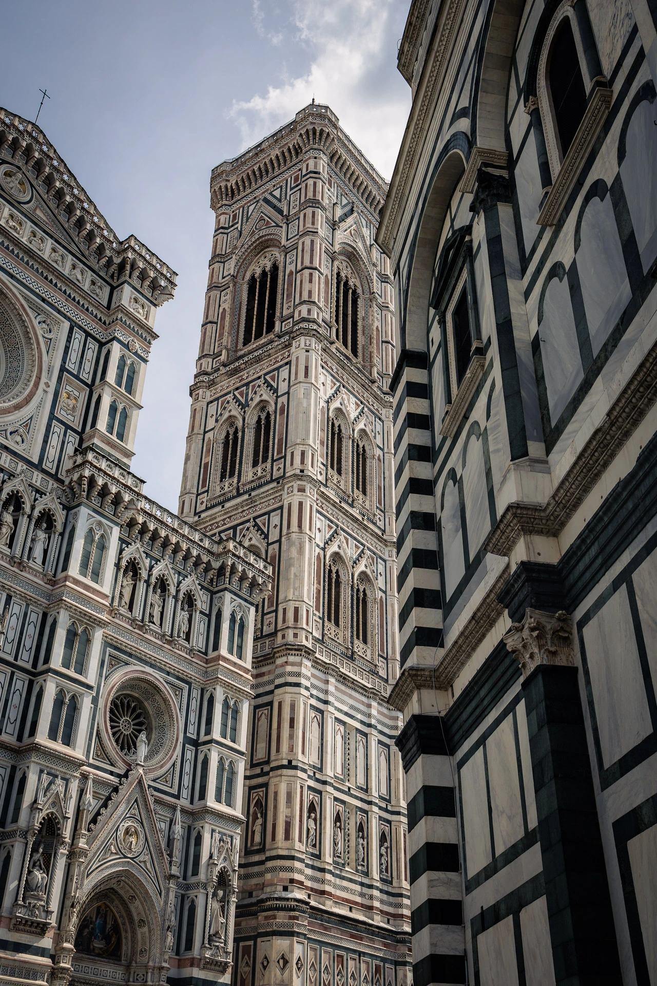 Straatbeeld van Firenze met typische Toscaanse architectuur