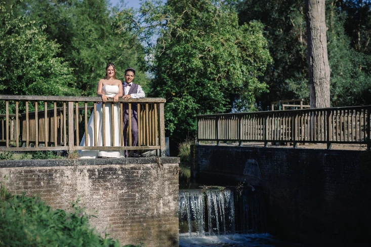 Koppelshoot tussen natuur, water en Vlaamse ArdennenBurgerlijk huwelijk in het prachtige Stadhuis van Oudenaarde